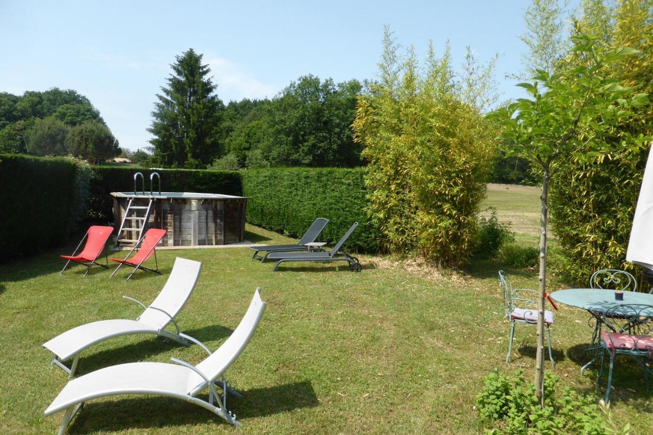 Studio De Charme Romarin Villa Saint-Crepin-et-Carlucet ภายนอก รูปภาพ